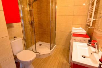 Фото номера One-Bedroom Apartment (Pielgrzyma) Апартаменты Apartamenty Izerskie г. Сверадув-Здруй 8