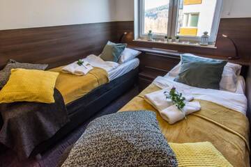 Фото номера Two-Bedroom Apartment (Kominkowy z Sauna) Апартаменты Apartamenty Izerskie г. Сверадув-Здруй 5