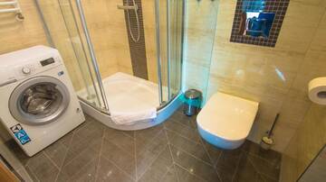 Фото номера Large Two-Bedroom Apartment (tarASowy) Апартаменты Apartamenty Izerskie г. Сверадув-Здруй 10