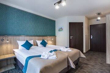 Фото номера Стандартный двухместный номер с 1 кроватью Отель Krasicki Hotel Resort &amp; Spa г. Сверадув-Здруй 7