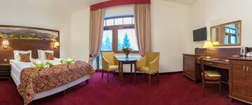 Фото номера Большой двухместный номер с 1 кроватью Отель Hotel Buczyński****Medical&amp;SPA г. Сверадув-Здруй 5