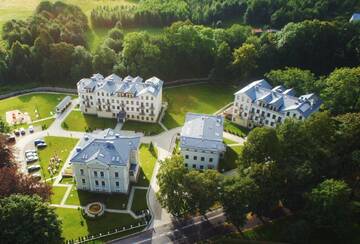 Фото Отель Cottonina Hotel &amp; Mineral SPA Resort г. Сверадув-Здруй 1