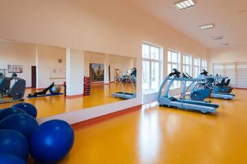 Фото Курортные отели Klinika Młodości Medical SPA г. Сверадув-Здруй 4